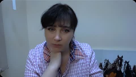 Snapshot of _miranda_sun chatting on December 23, 12:08 pm Miranda online show from December 23, 12:08 pm