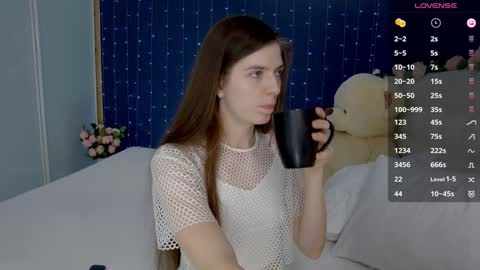 Victoria online show from February 1, 1:09 pm