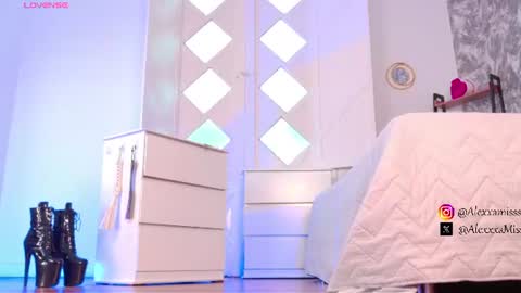_miss_alexxxa online show from July 21, 7:27 pm
