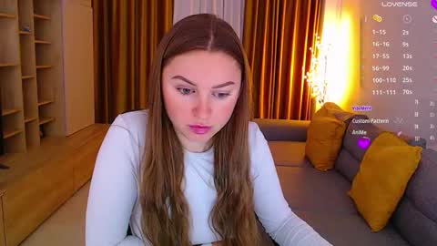 Mia online show from November 19, 10:26 am