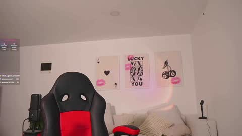 Vale online show from December 20, 10:11 pm