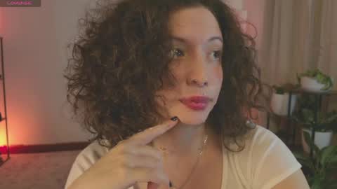 Mara Independent model online show from April 8, 6:30 pm