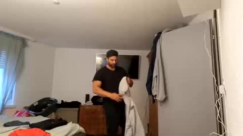 Snapshot of _misterniceguy chatting on September 23, 7:22 am BENJI online show from September 23, 7:22 am