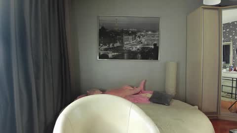 Snapshot of _mito_69 chatting on November 13, 1:04 am alienmito online show from November 13, 1:04 am