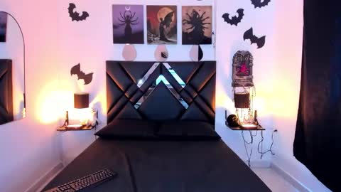 mizuki  online show from December 18, 4:24 pm