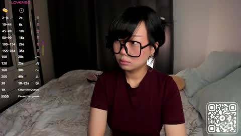 Snapshot of _molly_molly_molly_ chatting on October 11, 2:15 pm _molly_molly_molly_ online show from October 11, 2:15 pm