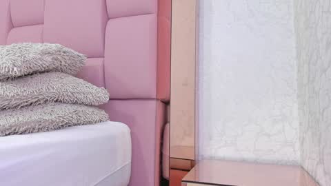 _molly_rosse_ online show from February 4, 4:08 pm