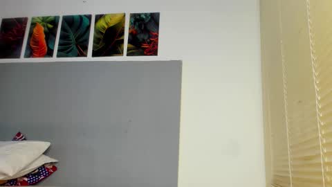 _molly_rosse_ online show from December 1, 12:21 pm