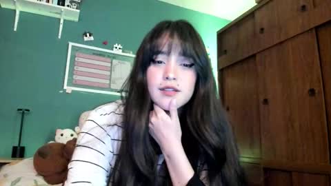 Snapshot of _moon_cake_ chatting on March 19, 2:37 am Next stream 950 pm Colombia time xd online show from March 19, 2:37 am
