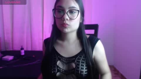 _moon_rosee online show from February 23, 12:57 pm