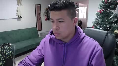 Panda  online show from November 29, 8:34 pm