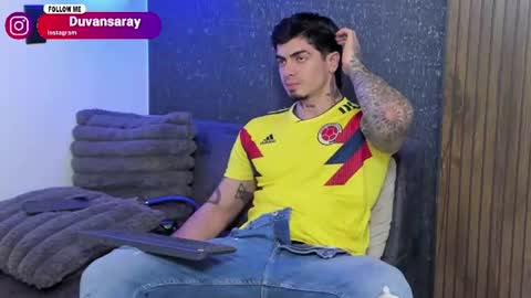 _mrcock_ online show from June 18, 4:46 am