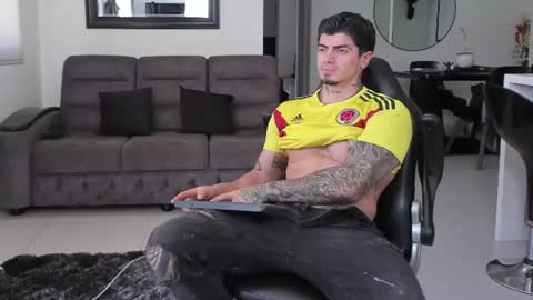 _mrcock_ online show from June 27, 6:46 pm