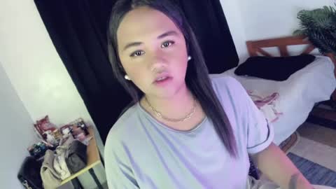 Snapshot of _mslibaylibay_ chatting on July 24, 4:54 am Angel online show from July 24, 4:54 am