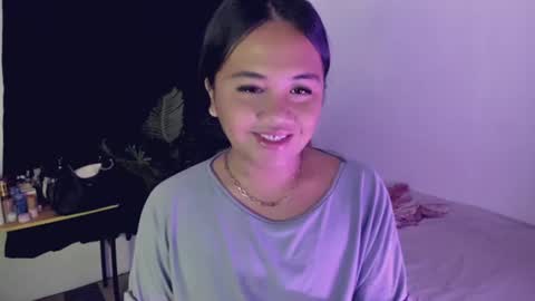 Snapshot of _mslibaylibay_ chatting on August 3, 4:55 am Angel online show from August 3, 4:55 am