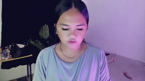 Snapshot of _mslibaylibay_ chatting on August 4, 5:32 am Angel online show from August 4, 5:32 am