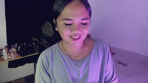 Snapshot of _mslibaylibay_ chatting on August 5, 8:06 am Angel online show from August 5, 8:06 am