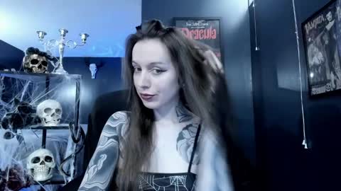 Snapshot of _naamah chatting on December 24, 7:44 pm _naamah online show from December 24, 7:44 pm