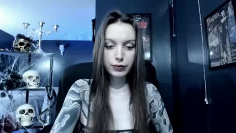 Snapshot of _naamah chatting on December 24, 10:49 pm _naamah online show from December 24, 10:49 pm