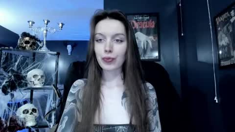 Snapshot of _naamah chatting on January 2, 11:06 pm _naamah online show from January 2, 11:06 pm