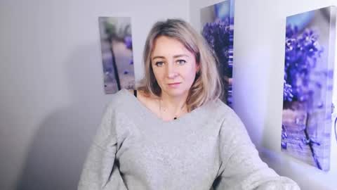 Naomi online show from April 22, 11:12 am