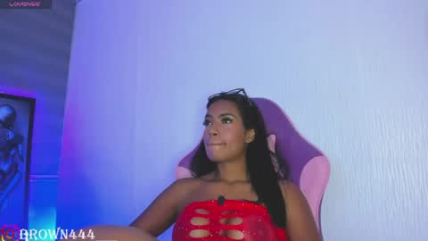 naomi brown online show from April 16, 4:57 am