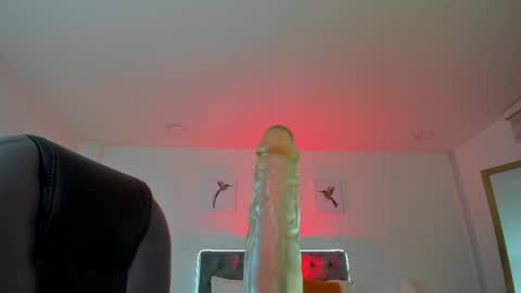 Snapshot of _natalie18_ chatting on September 21, 3:41 am Natalie online show from September 21, 3:41 am