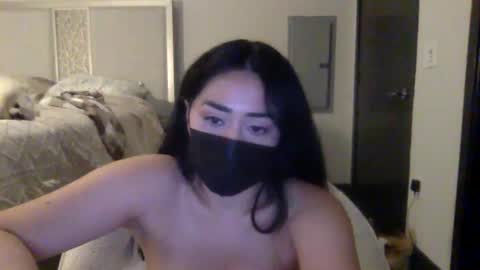 naty19 online show from December 3, 5:53 am