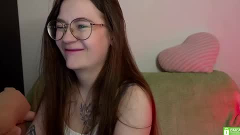 Mia with a big heart  online show from March 11, 3:16 am