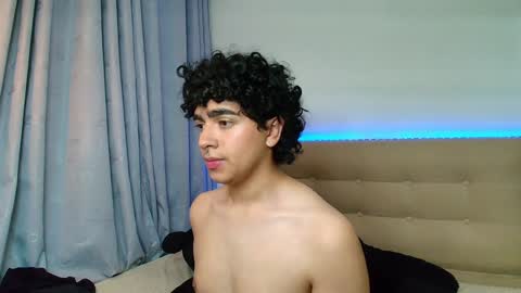 Snapshot of _nickconnor1 chatting on December 26, 3:49 am Nicolas online show from December 26, 3:49 am