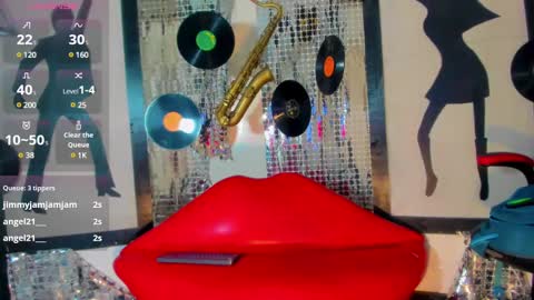 Snapshot of _nickyminach chatting on December 24, 12:55 am Nicky Please help me with your thumbs up its importan online show from December 24, 12:55 am