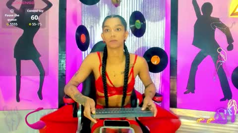 Snapshot of _nickyminach chatting on October 18, 7:25 pm Nicky Please help me with your thumbs up its importan online show from October 18, 7:25 pm