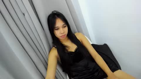 Snapshot of _nicole69_ chatting on September 17, 12:07 pm Nicole online show from September 17, 12:07 pm