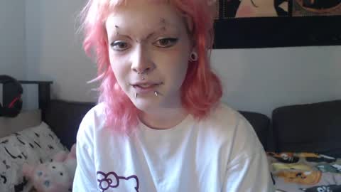 Snapshot of _nicole_meow_ chatting on June 21, 11:46 am Nicole online show from June 21, 11:46 am