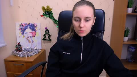 Nica online show from December 28, 12:24 pm