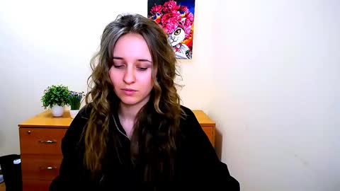 Nica online show from February 6, 3:31 pm