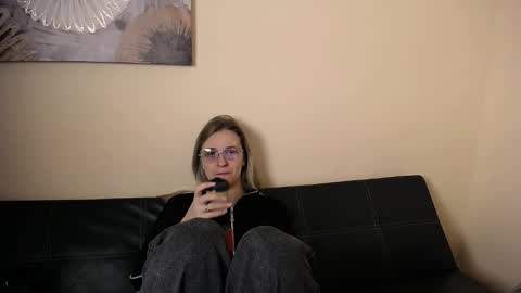 Nica online show from March 5, 10:11 am