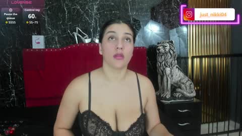 Snapshot of _nicolesweet1 chatting on March 31, 3:23 pm NicoleSweet1 online show from March 31, 3:23 pm