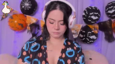 niiky online show from October 17, 12:19 pm