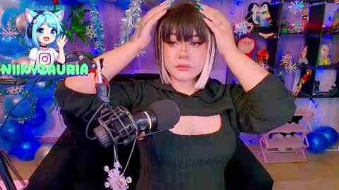 niiky online show from December 14, 11:26 am