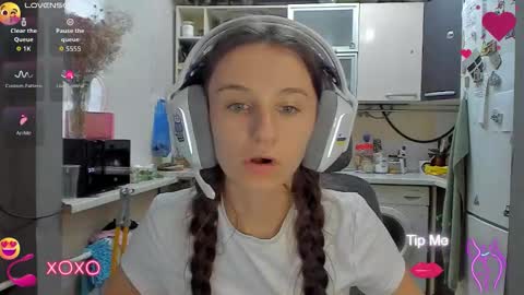 Nika online show from September 26, 2:10 pm