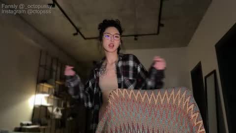 Mikayla online show from February 27, 7:58 pm