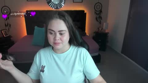 Olivia jones online show from September 15, 1:11 pm