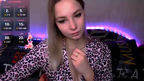  pando4ka  online show from November 17, 7:36 am