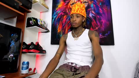 Kevin  online show from February 5, 2:40 am