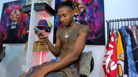 Kevin  online show from October 19, 12:00 am