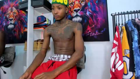 Kevin  online show from October 19, 10:54 pm