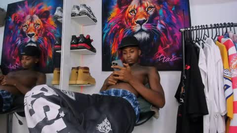 Snapshot of _pantera_09 chatting on May 6, 9:09 pm Kevin online show from May 6, 9:09 pm