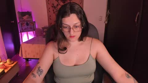 violeta ig  online show from April 12, 4:17 am