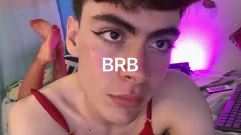 Snapshot of _peachyboy chatting on July 2, 2:11 am esteban online show from July 2, 2:11 am